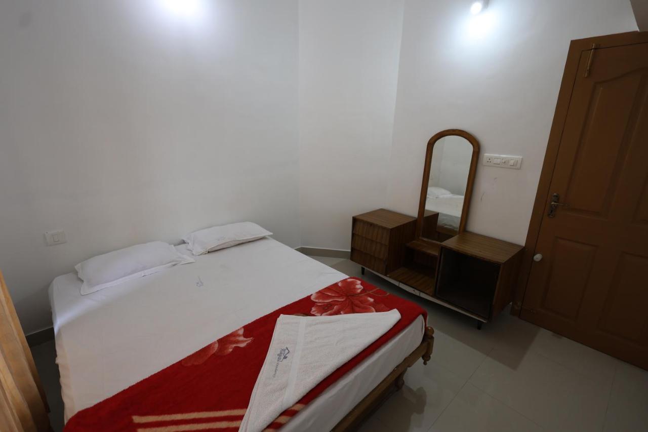 Wayanad Regal Residency Hotel Kalpetta Exterior photo
