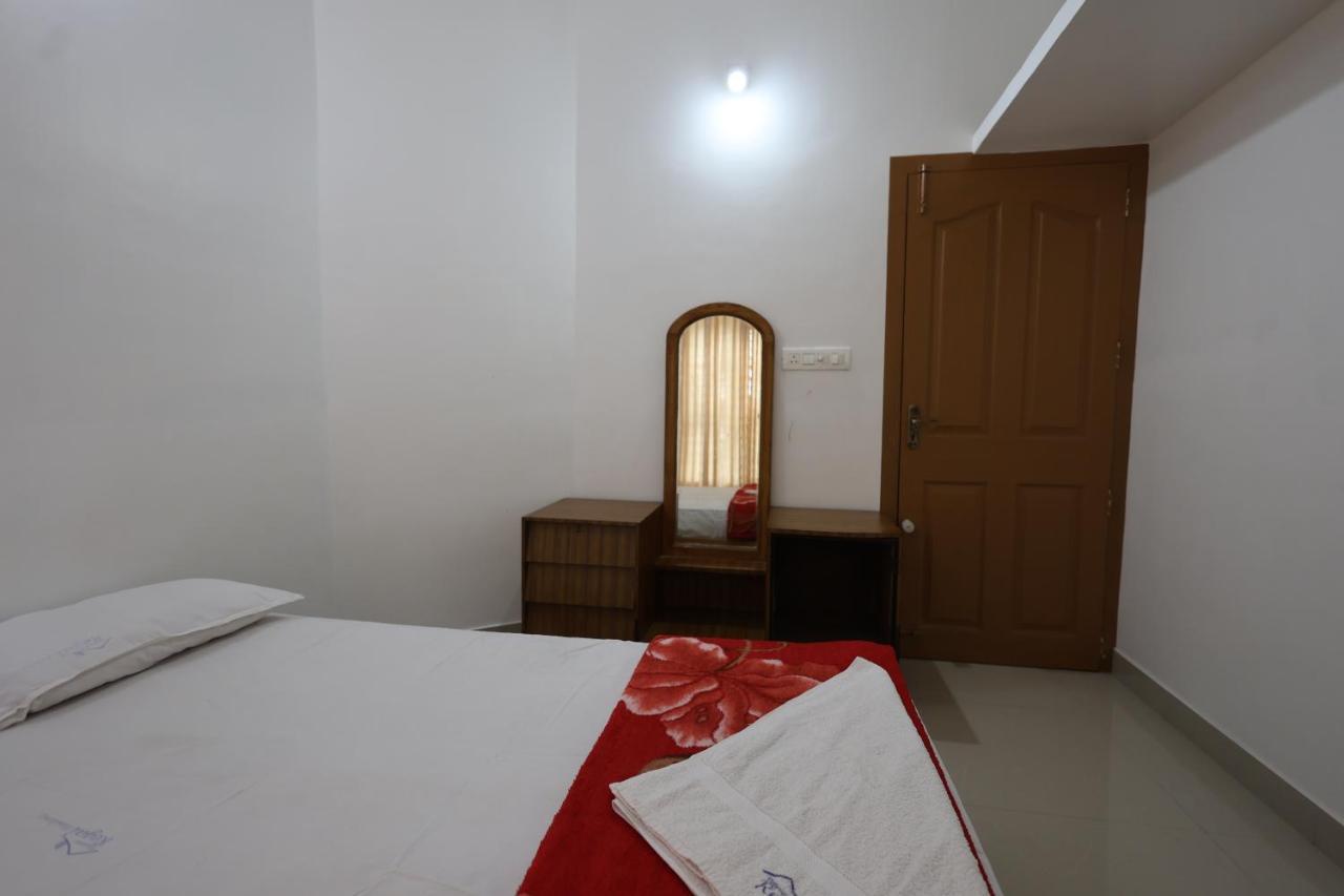 Wayanad Regal Residency Hotel Kalpetta Exterior photo